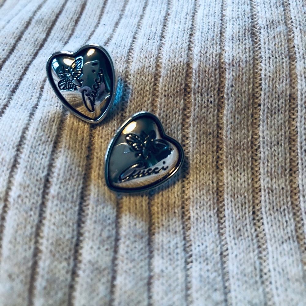 Gucci  Flora heart earrings